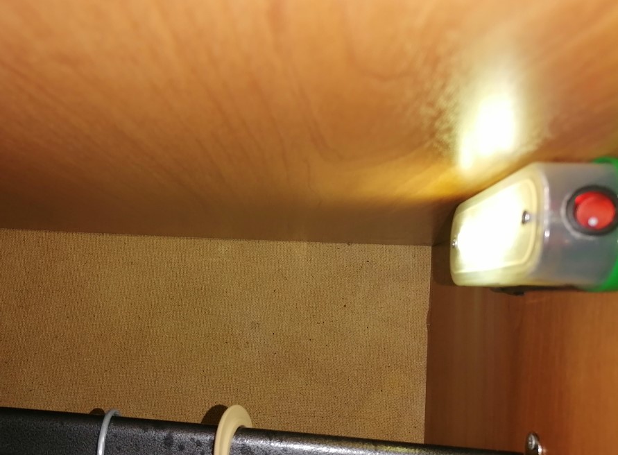 Подсветка в шкафу