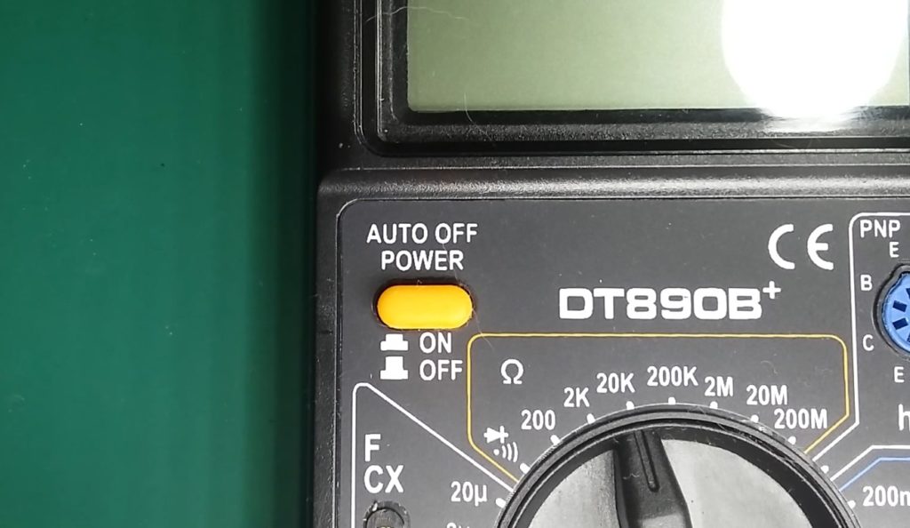 Кнопка включения мультиметра DT890B+